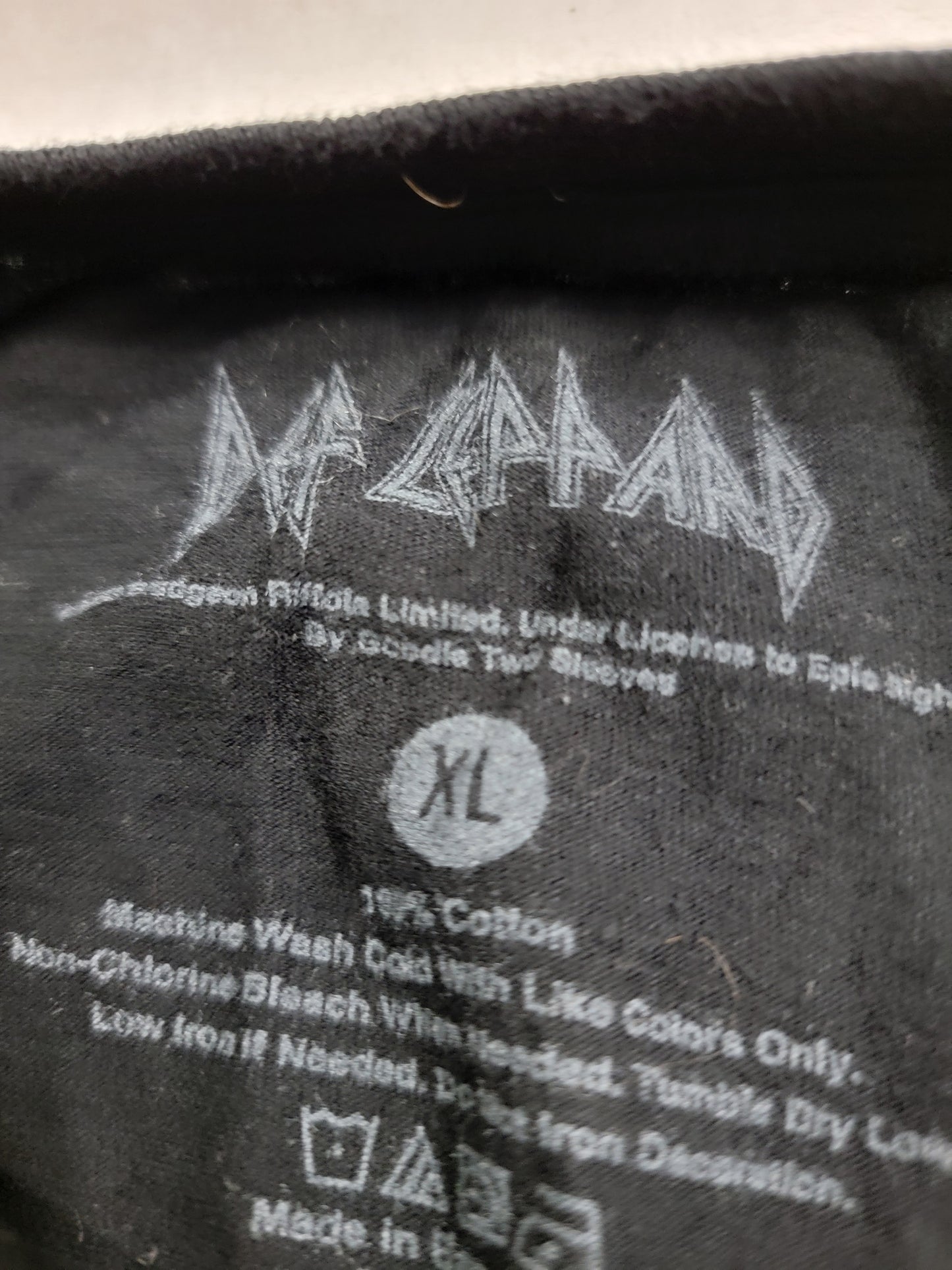 Def Leppard Love Bites T-Shirt size XL
