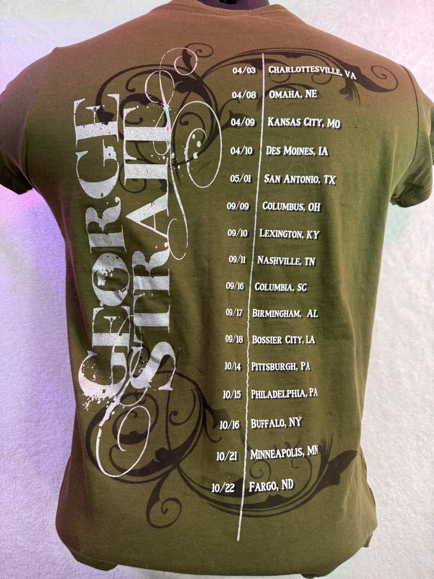 George Strait 2010 Cowboy Rides Away Tour Concert T-Shirt Women's Large